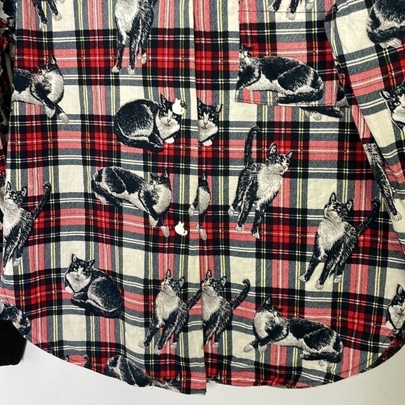 Fun cats print plaid buttons down shirt - Picture 3 of 7